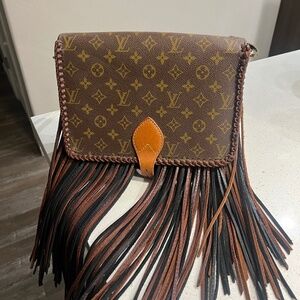 Vintage BOHO crossbody purse